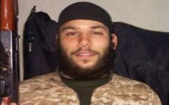 Vécébe önthette a nála lévő robbanószert a metrós merénylő társa