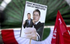 Orbán Viktornak bocsánatot kell kérnie Gyurcsány Ferenctől