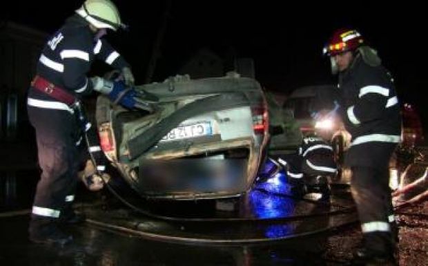 Két fiatal halt meg a Kolozs megyei autóbalesetben