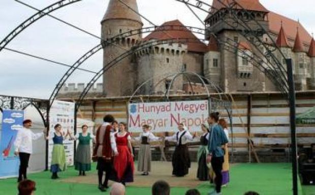 Megkezdődtek a Hunyad Megyei Magyar Napok