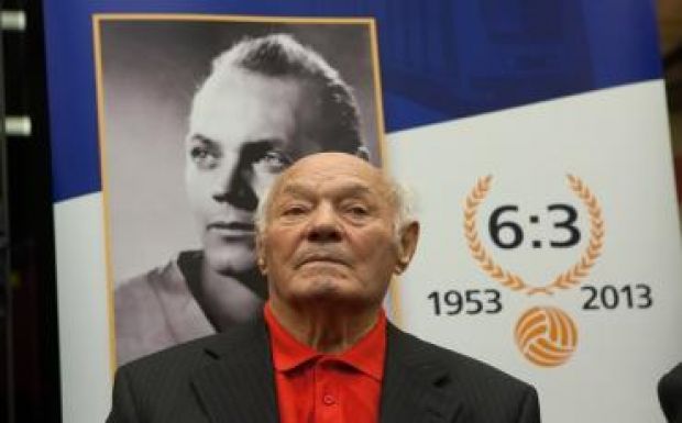 A Puskás Intézethez került Buzánszky Jenő hagyatéka