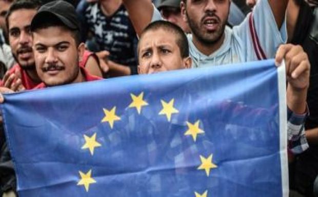 Fejenként negyedmillió euróba kerül a menekültbefogadás megtagadása