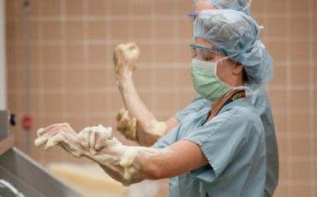 Kórházi fertőtlenítés: ügyészségi vizsgálat indult  