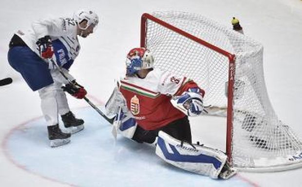 Hoki-vb: harmadik mérkőzését is elvesztette a magyar válogatott