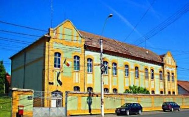 Rátámadt a bírónőre az elítélt a nagyenyedi tárgyaláson