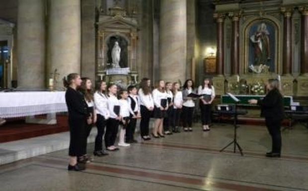 Aradi gyerek-és ifjúsági kórusok találkozója