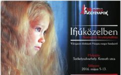 Ifjúközelben: szabadtéri fényképkiállítás Székelyudvarhelyen