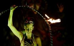 Súlyos balesetben meghalt a magyar tűzzsonglőr