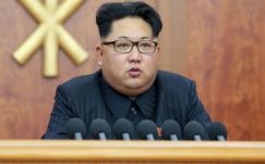 Tíz percig vehettek részt külföldi újságírók az észak-koreai kongresszuson