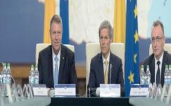 Ágoston Hugó: Kormánykáosz