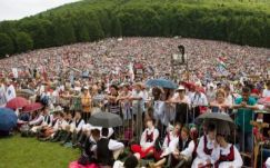 Élőben követhető a csíksomlyói búcsú