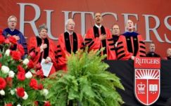 Keményen nekiment Obama Trumpnak