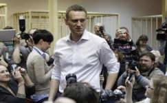 Kozákok verték meg a Putyint bíráló ellenzéki politikust és munkatársait