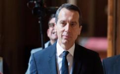 Kinevezte az osztrák kormány első muszlim tagját az új kancellár