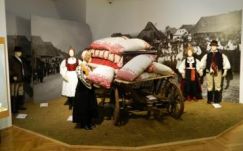 „Innepi gúnyák” a sepsiszentgyörgyi Székely Nemzeti Múzeumban