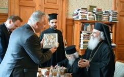 Semjén Zsolt fogadta a jeruzsálemi ortodox pátriárkát