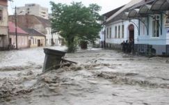 Másodfokú árvízkészültséget rendeltek el Hargita és Kovászna megyében