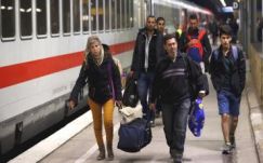 Németországban három évre röghöz köthetik a menekülteket