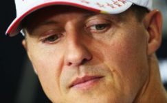 Michael Schumacher „reagál” a kezelésre