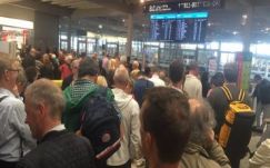 Biztonsági okokból leállították a forgalmat a Köln-Bonn repülőtéren