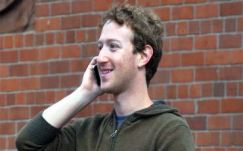 Fontos hívást tesz Zuckerberg szerdán