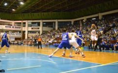 Váradon már pénztárnyitás előtt (!) elkelt minden jegy a döntő „döntőjére”