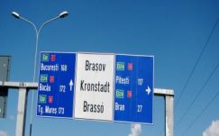 Ambrus Attila: Kampányszárnyakon