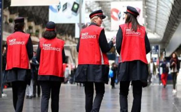 Sztrájkolnak a francia vasutasok