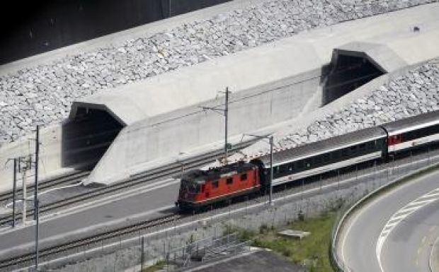 Megnyitják a bolygó leghosszabb vasúti alagútját