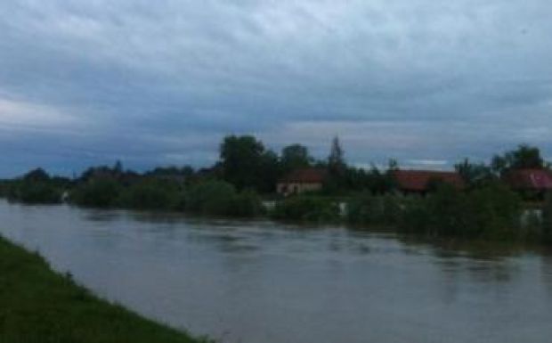 Vészesen megnőtt a Feketeügy vízszintje Háromszéken