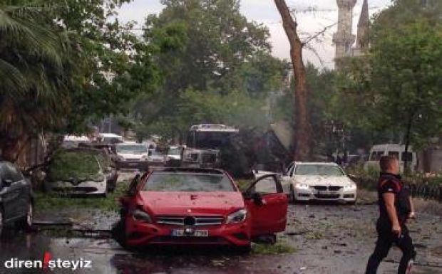 Pokolgép robbant Isztambul belvárosában, 11 halott, 36 sérült