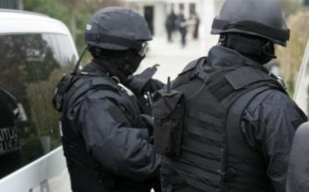 Háromszék: DNA-rajtaütés a jogosítványokat kiállító hivatalnál