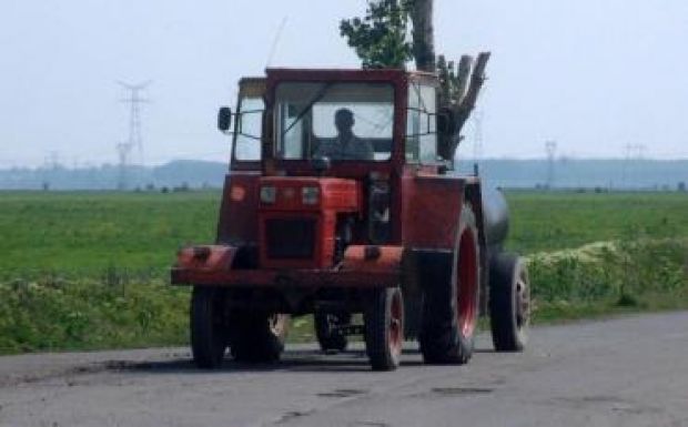 Bajba került az ifjú székelyderzsi traktorista