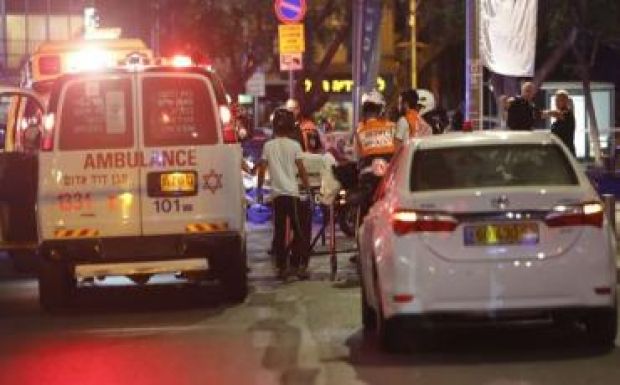 Egy rendőr nyújtott menedéket az egyik tel-avivi menekülő merénylőnek