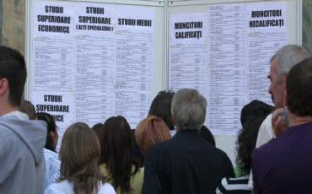 Csúcson a foglalkoztatottság az EU-ban, Romániában csökkenést mértek