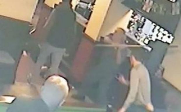 Lesajnálta a román válogatottat, összeverte az ivócimborája