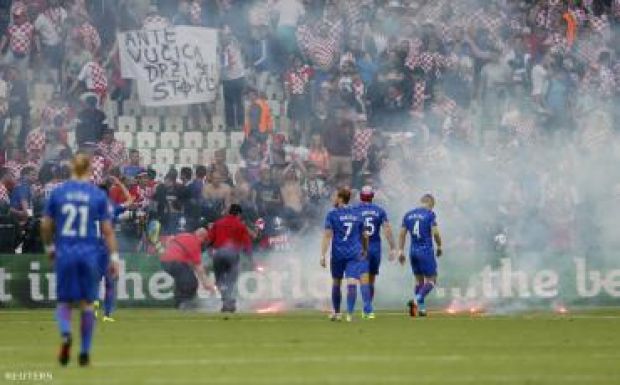 EURO-2016: Kétgólos hátrányból felállva játszottak döntetlent a csehek