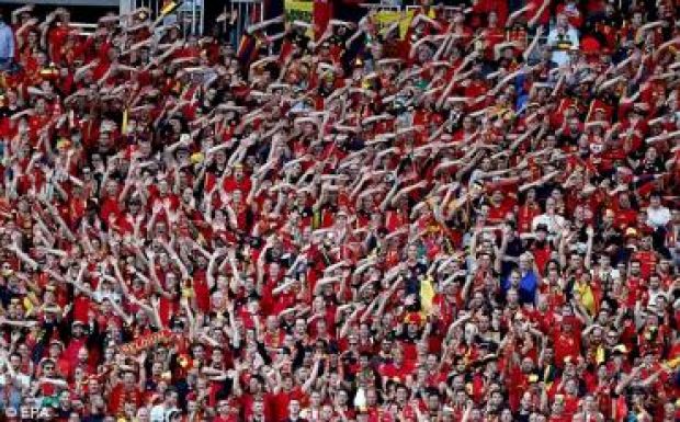 EURO-2016: Három góllal nyertek a belgák