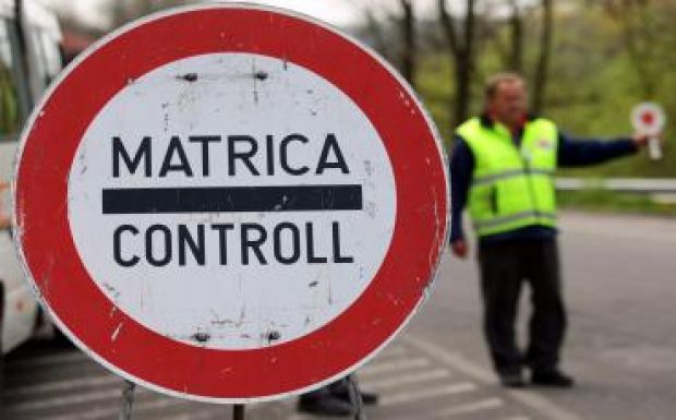 Romániaiak bliccelnek legtöbbet a magyar autópályákon