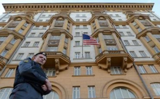 Egyre durvábban zaklatják az oroszok az amerikai diplomatákat