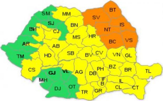 Komoly viharra figyelmeztetnek a meteorológusok