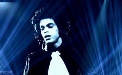 Hivatalos: ópiáttúladagolásban halt meg Prince