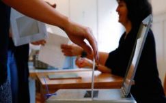 A svájciak elutasították a garantált havi 2500 frankos alapjövedelmet