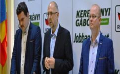 Ambrus Attila: Súlyos súlytalanság