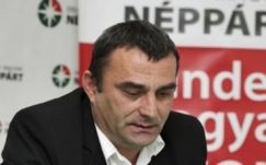 FRISSÍTVE: Lemondásra szólította fel az EMNP vezetését Sorbán Attila