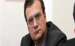 Ágoston Hugó: Laikus laudáció