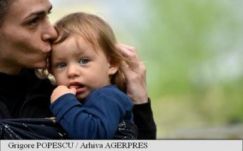 Romániában a nők 27 éves korukban szülnek először