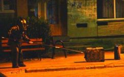 Bombariadó volt hétfő este Szatmárnémetiben