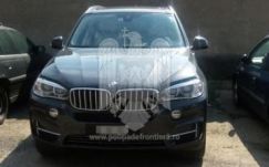 Lopott luxusautót kapcsoltak le Nagylaknál