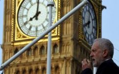 Corbynnak még nincs kihívója, Cameron posztjára többen is pályáznak